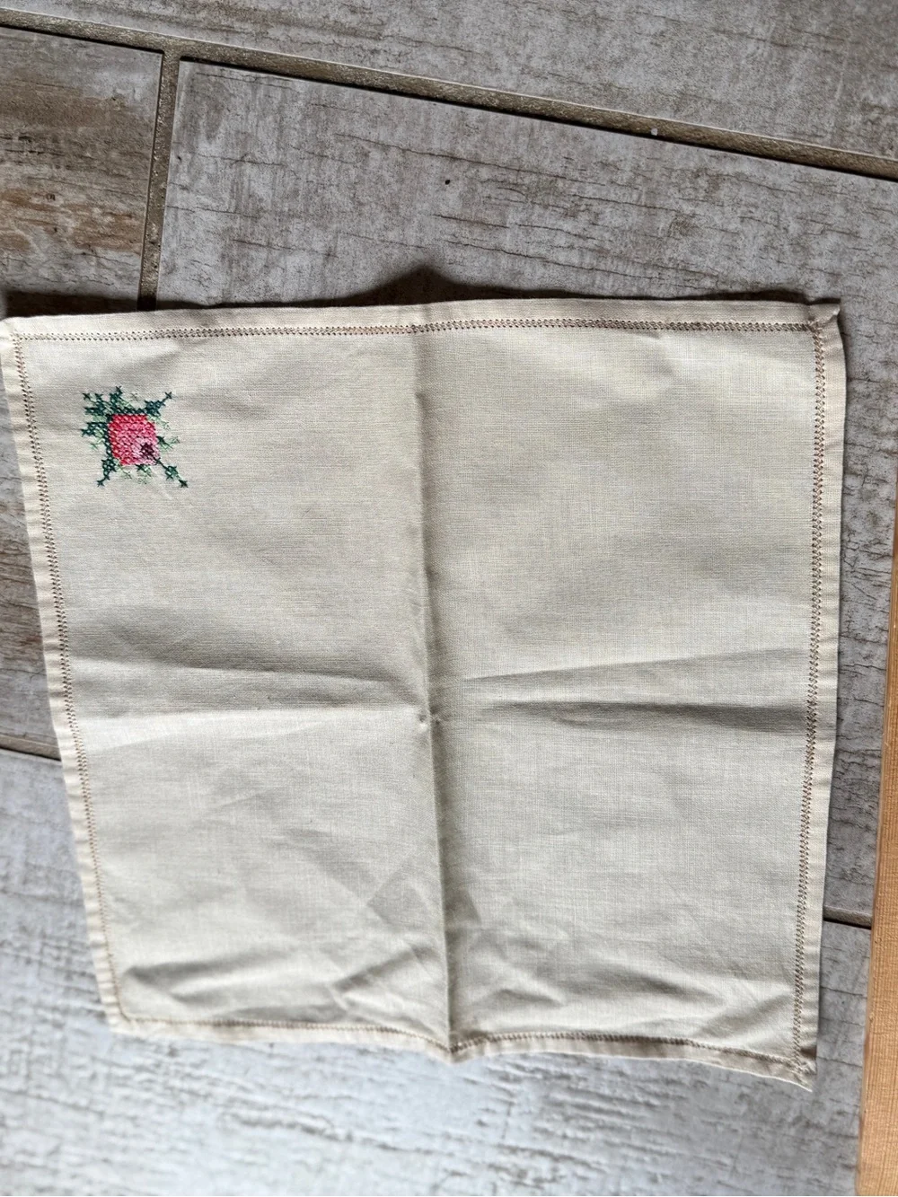 Vintage Set of Floral Napkins